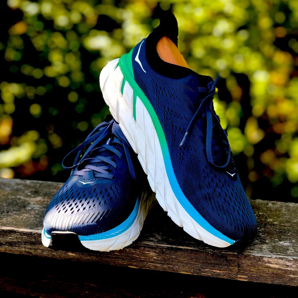 Hoka One One Clifton 7 mens 10 (2e) wide